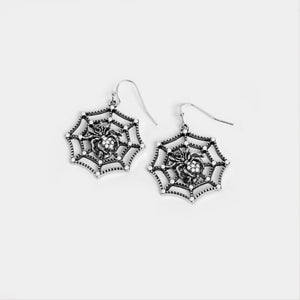 Spider Web Earring - Silver