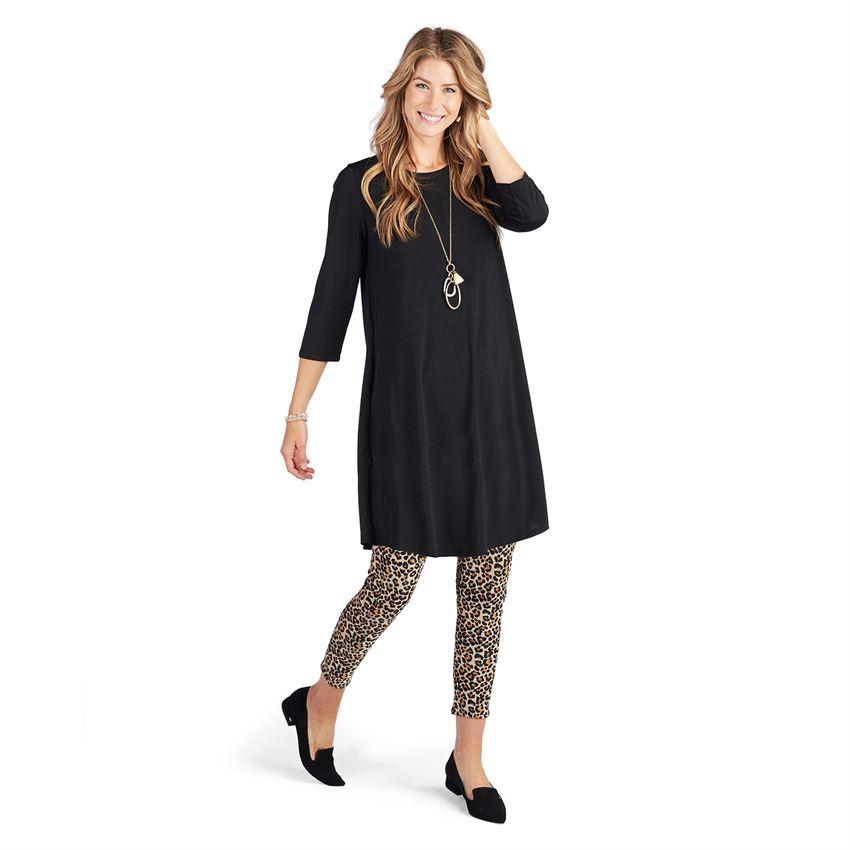 9 Tunic Tops That Prove Leggings Can Be Pants | Tunic tops, Women tunic tops,  Tunic styles